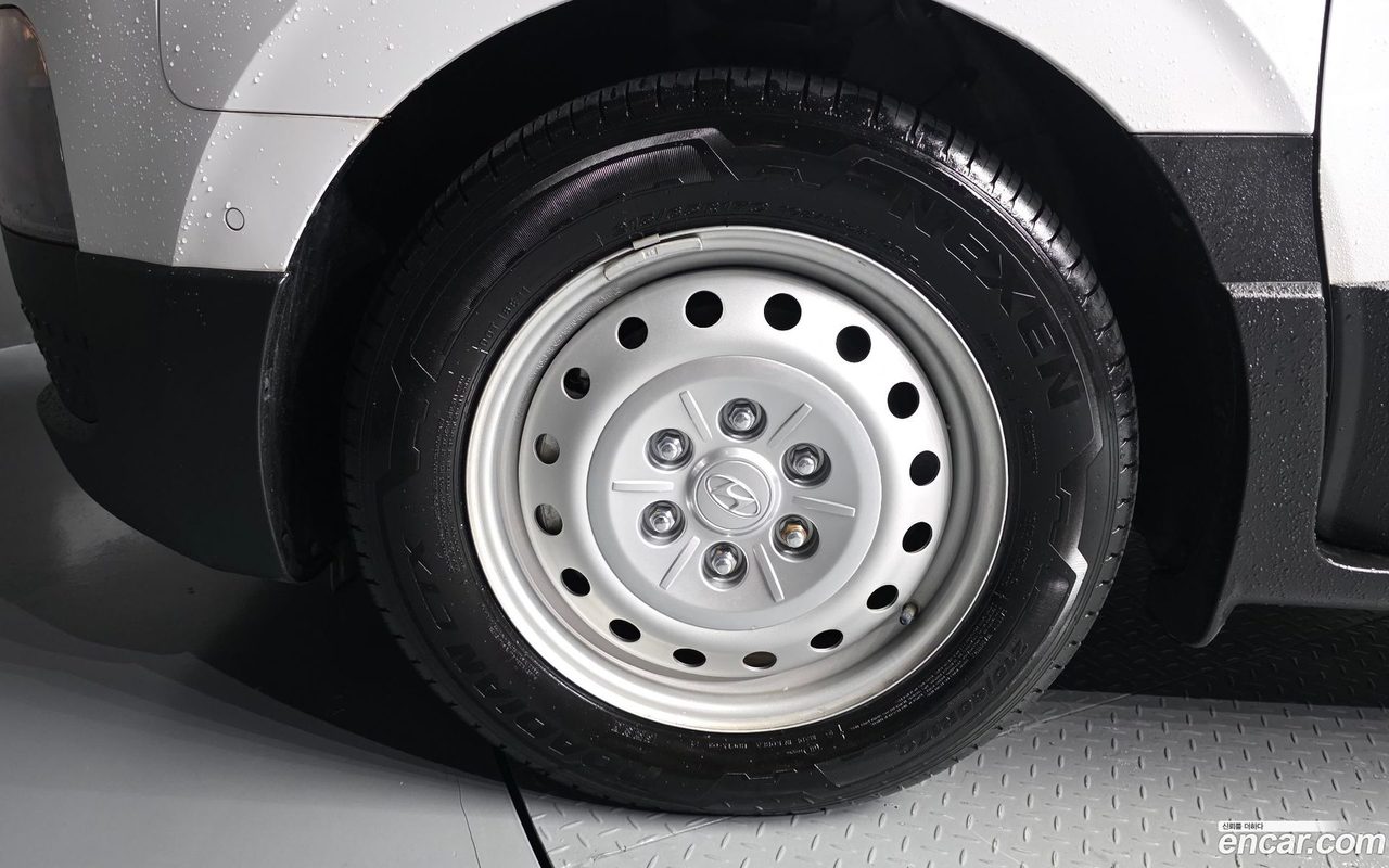 Hyundai ST1 2024 — 2