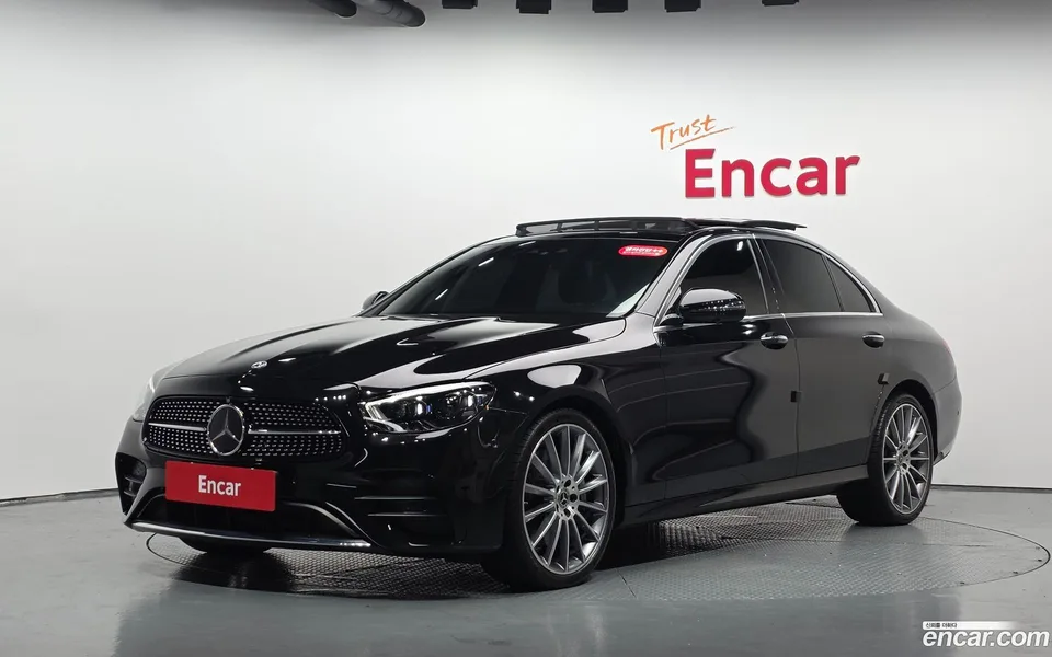 Mercedes-Benz E-Class 2022