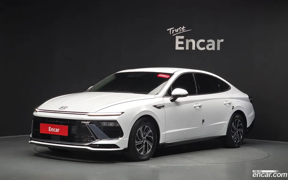 Hyundai Sonata The Edge Hybrid 2023