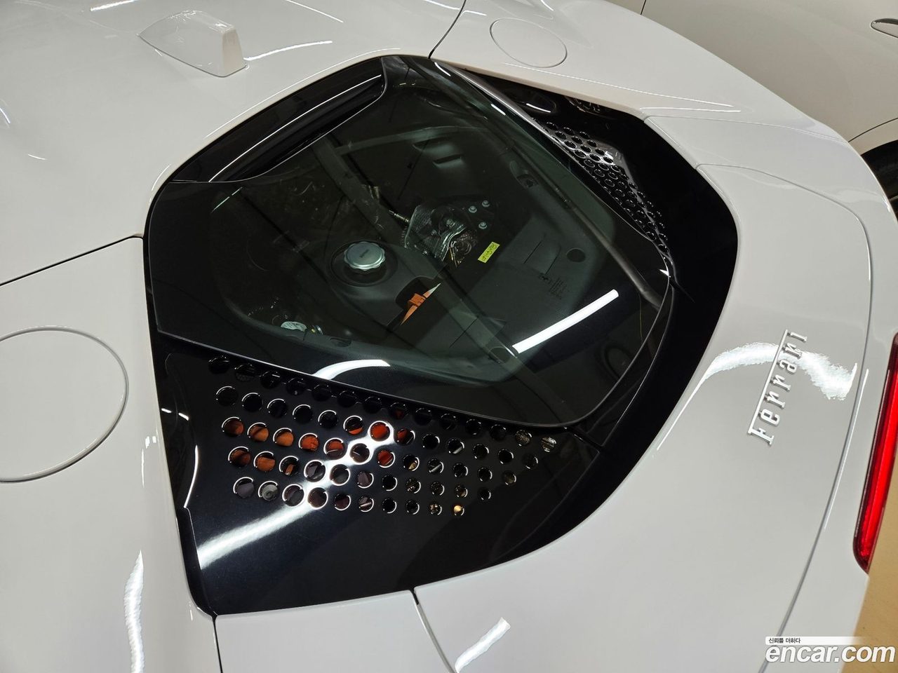 Ferrari SF90 Spider 2023 — 4