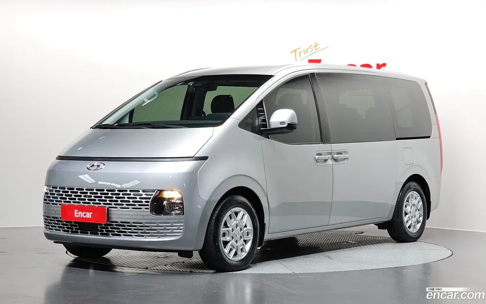 Hyundai Staria 2022