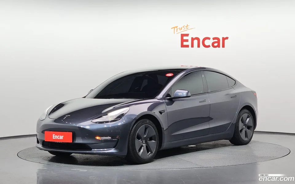 Tesla Model 3 2022