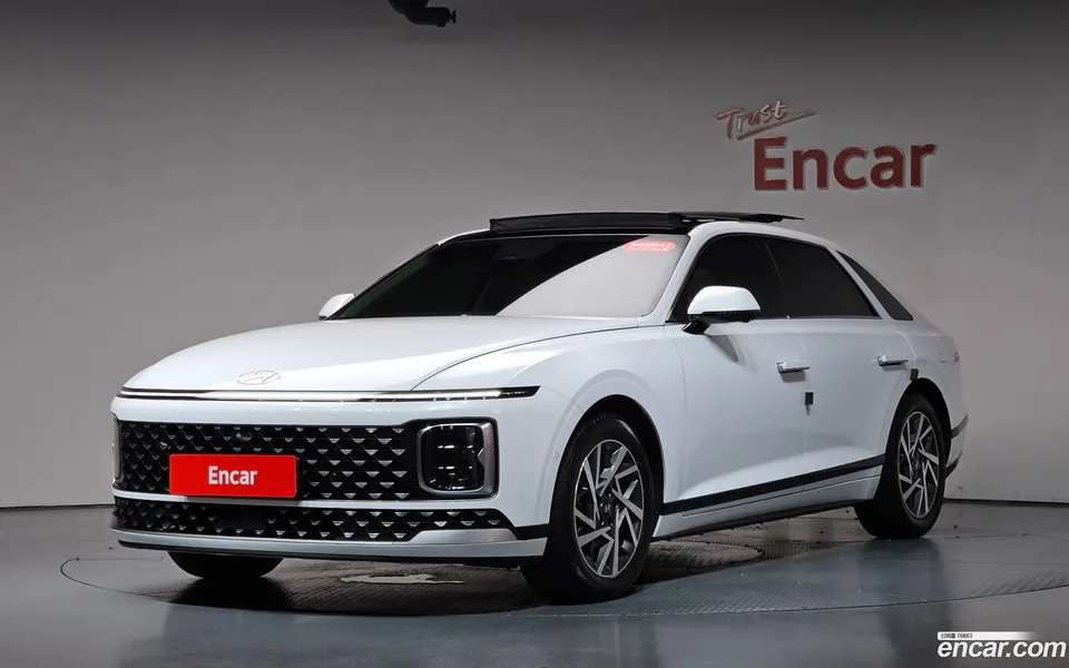 Hyundai Grandeur Hybrid 2025