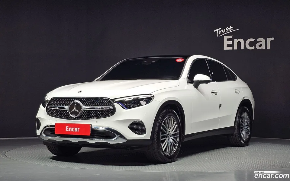 Mercedes-Benz GLC-Class 2025