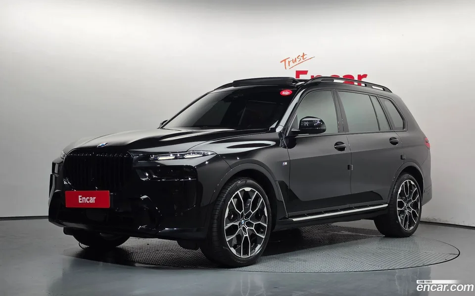 BMW X7 2025