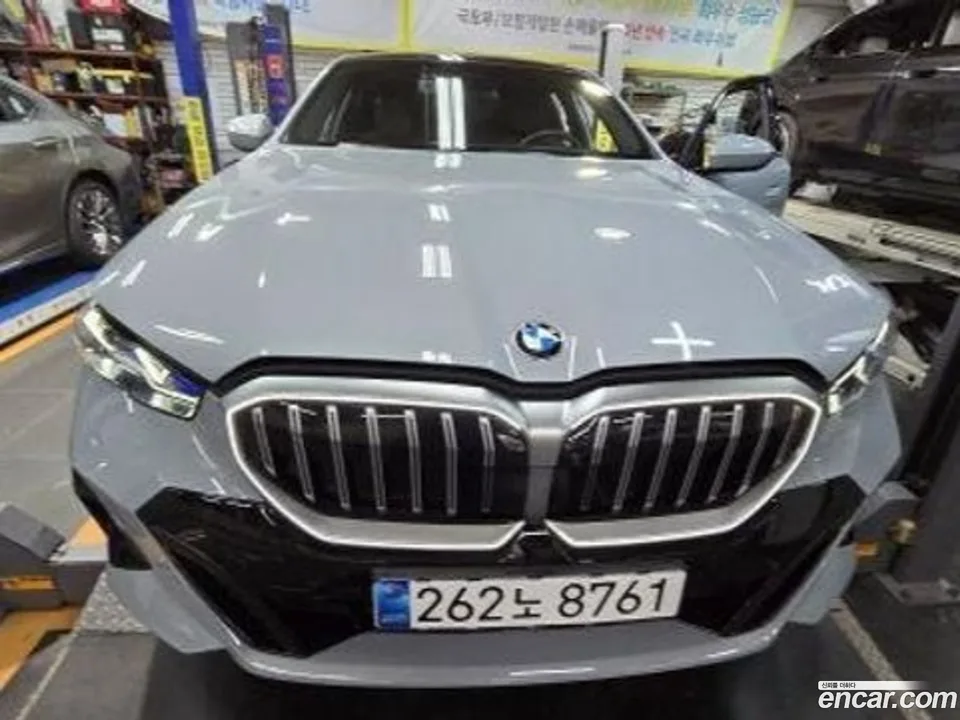 BMW 5 Series 2025