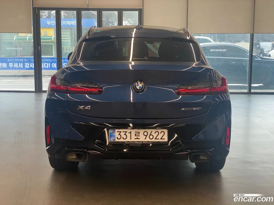 BMW X4 xDrive20i M 2025 — thumbnail 4