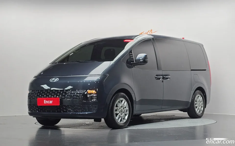 Hyundai Staria 2024