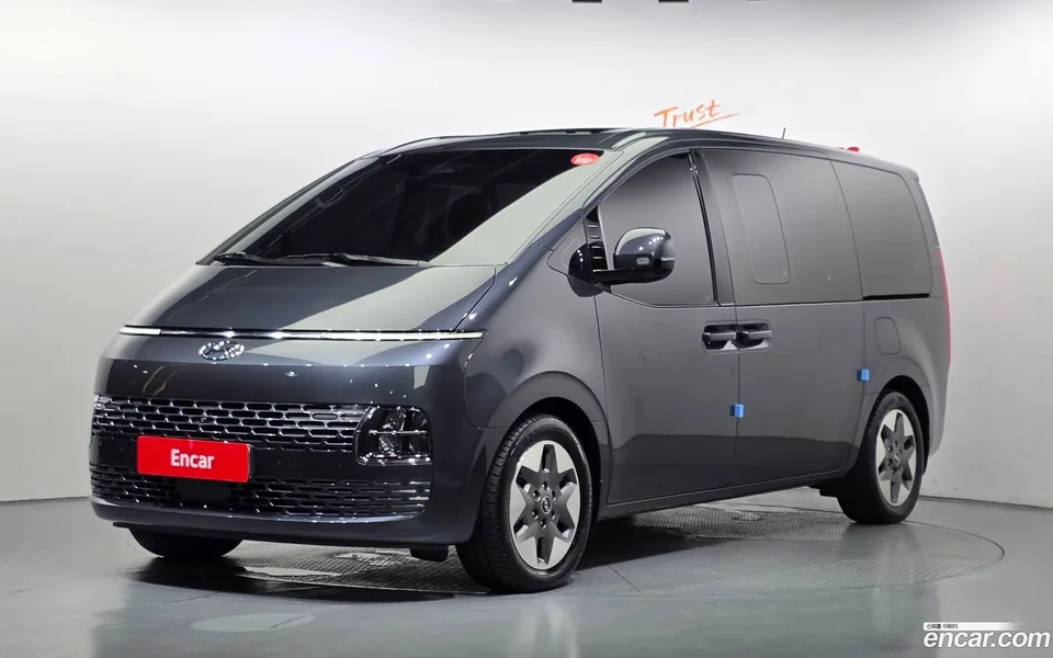 Hyundai Staria 2023