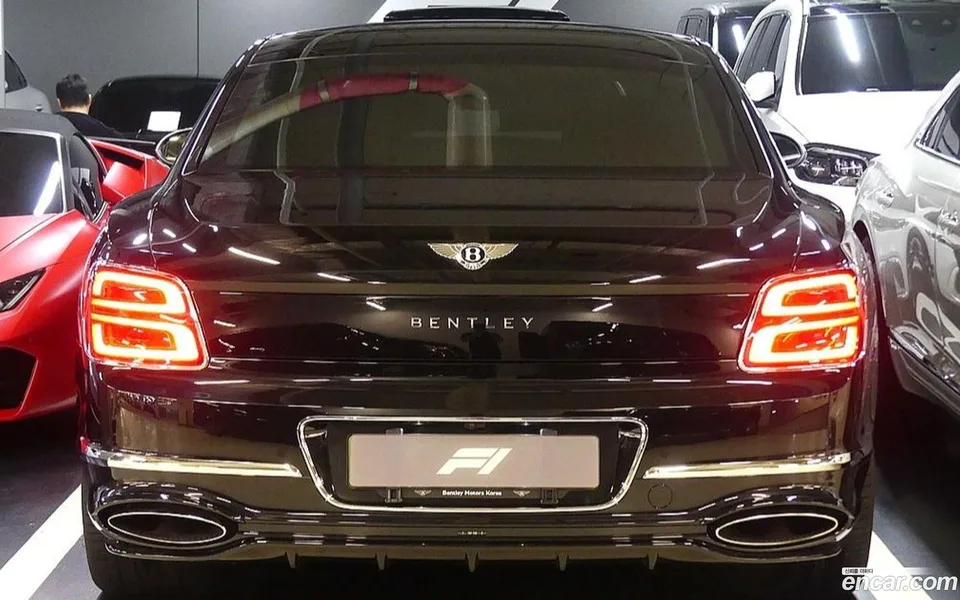 Bentley Flying Spur 4.0 2025 — миниатюра 4