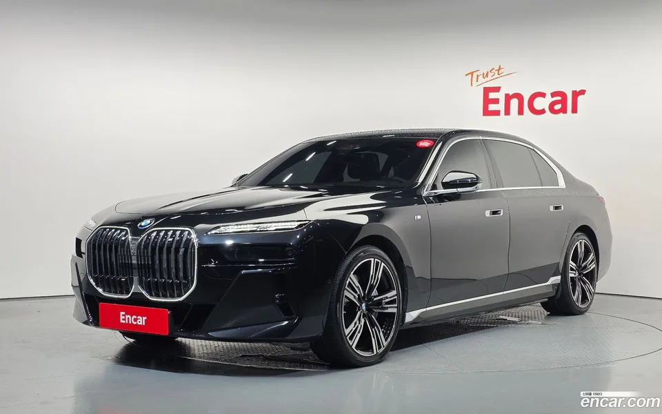 BMW i7 2023