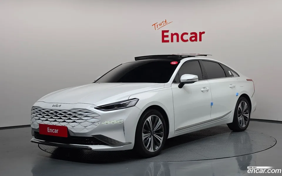 Kia K8 Hybrid 2023