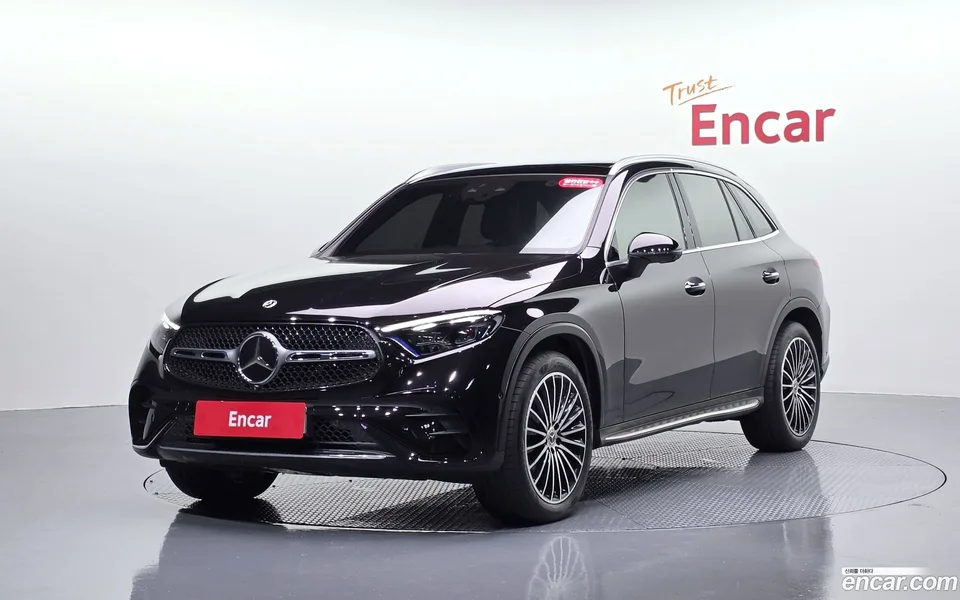 Mercedes-Benz GLC-Class 2023