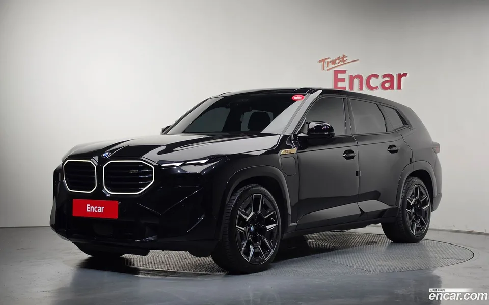 BMW XM 2024