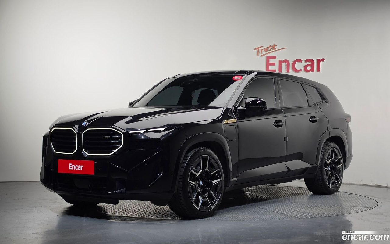 BMW XM 2024