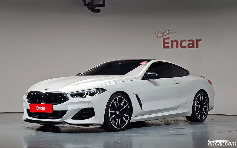 BMW 8 Series 2022