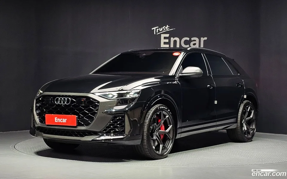 Audi RSQ8 (4M) 2025