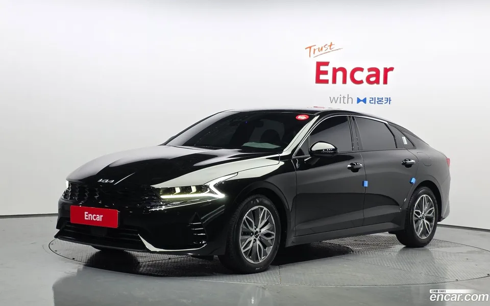 Kia K5 Hybrid 2023