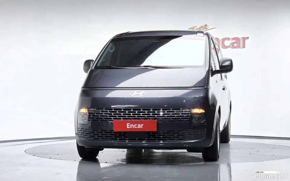 Hyundai Staria 3 2025 — миниатюра 3