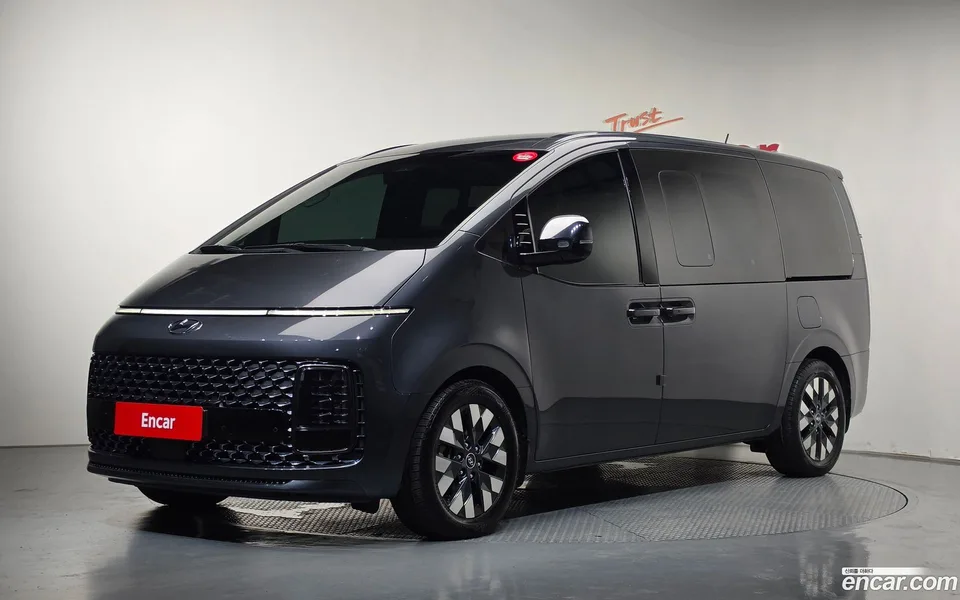 Hyundai Staria 2022