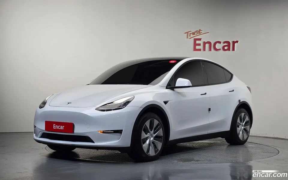 Tesla Model Y 2022