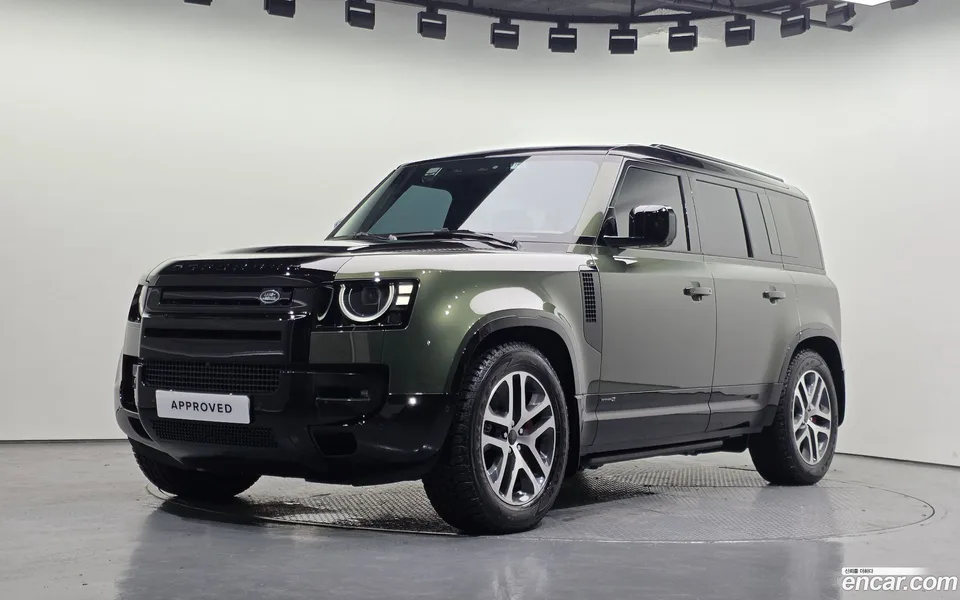 Land Rover Defender 2026