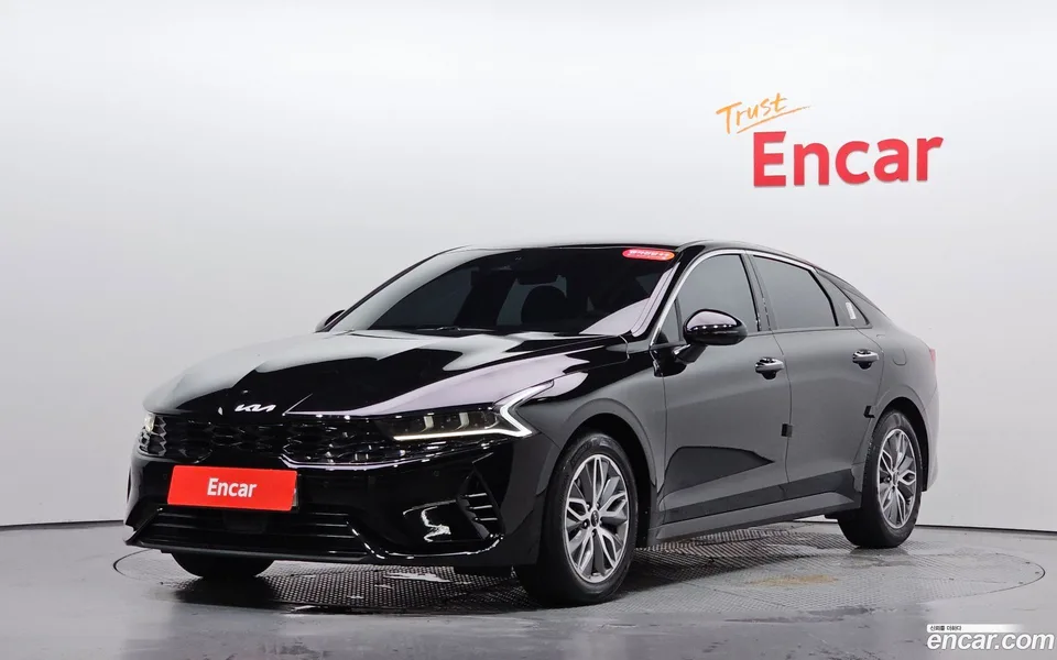 Kia K5 Hybrid 2023