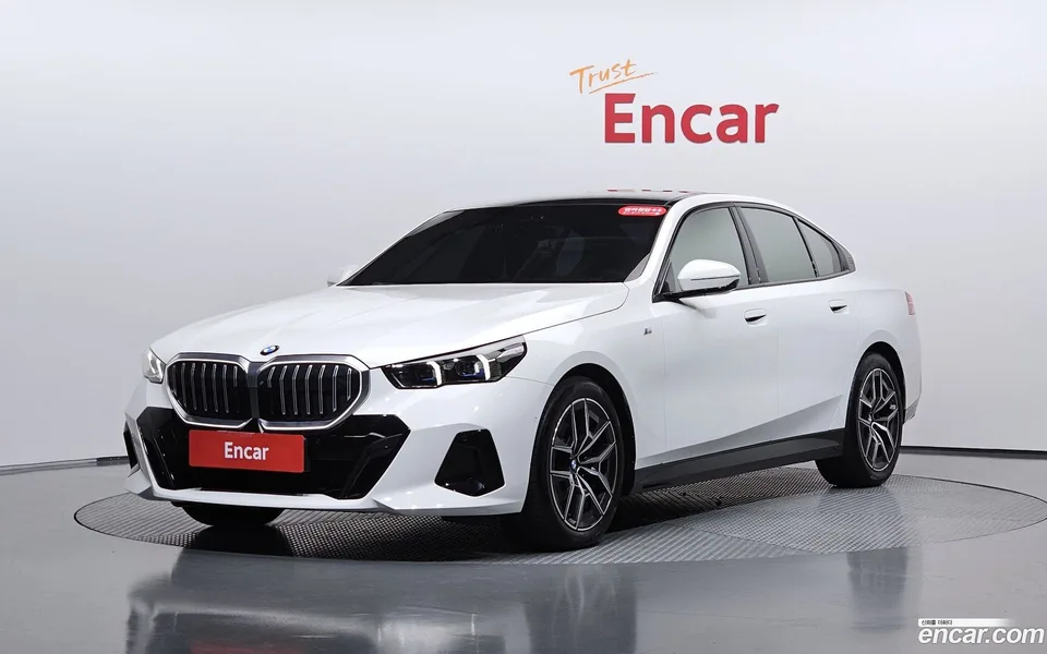 BMW 5 Series 2024