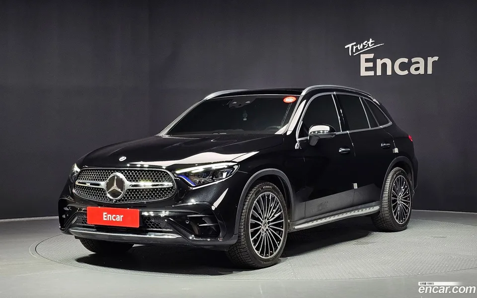 Mercedes-Benz GLC-Class 2023