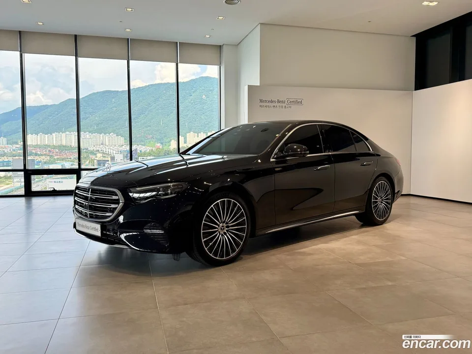 Mercedes-Benz E-Class 2026
