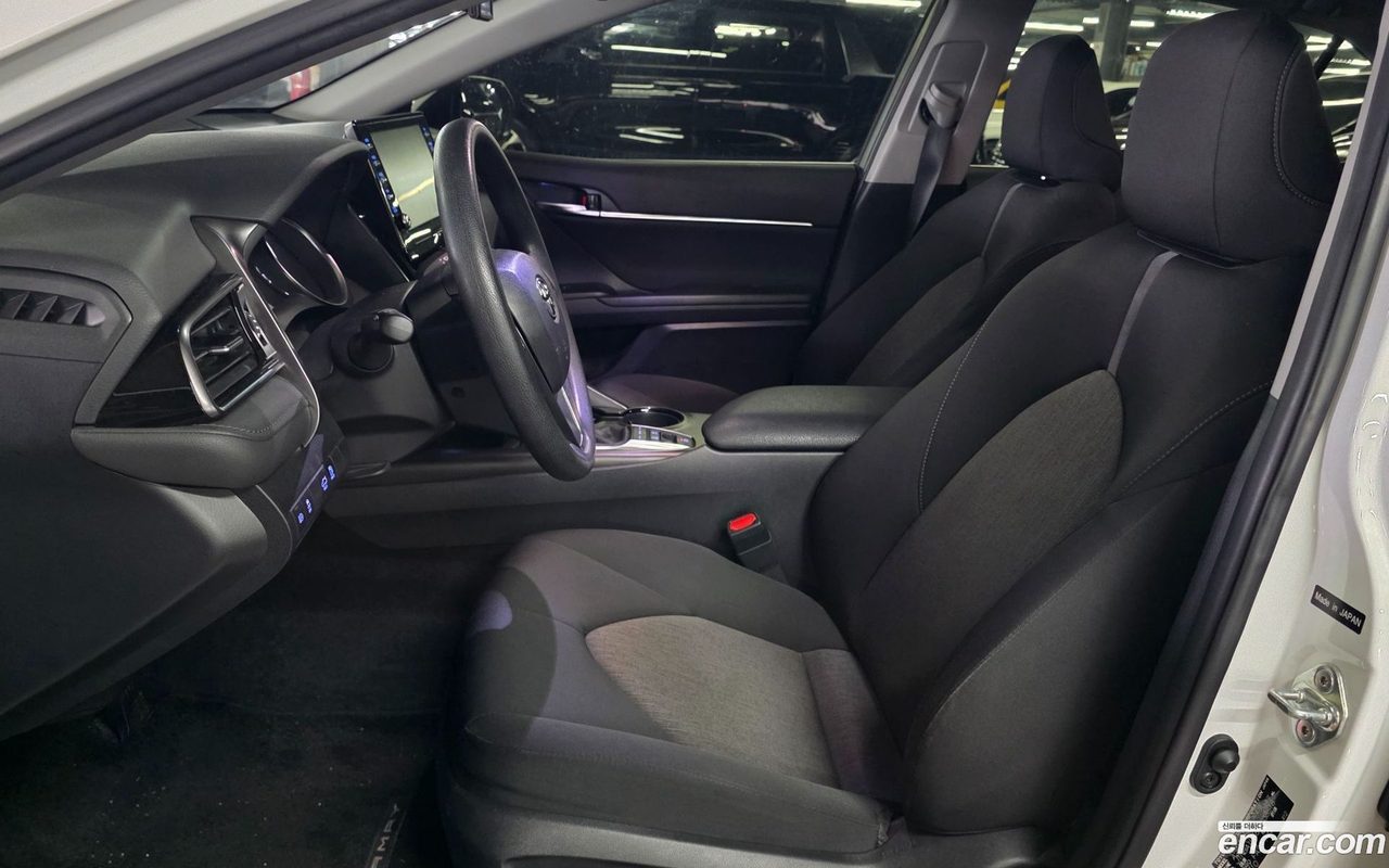 Toyota Camry 2024 — 2