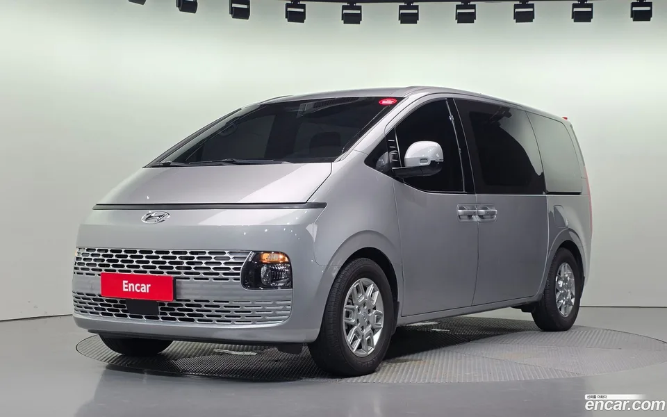 Hyundai Staria 2024
