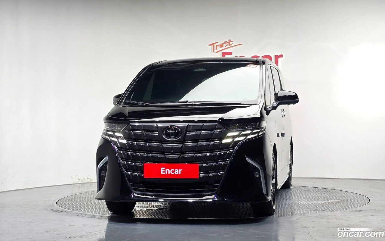 Toyota Alphard 2023 — 3