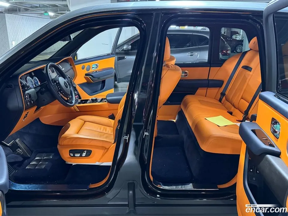 Rolls-Royce Cullinan 6.7 V12 2023 — миниатюра 2