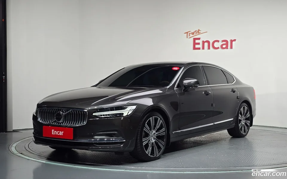 Volvo S90 2023