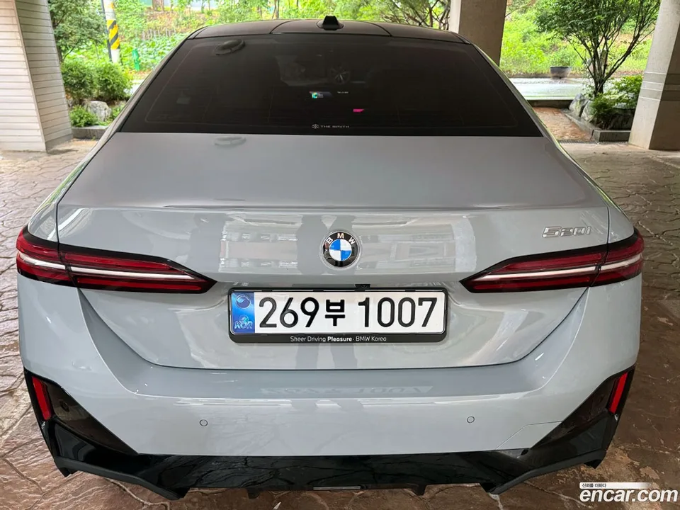 BMW 5 Series 520i M 2025 — миниатюра 4