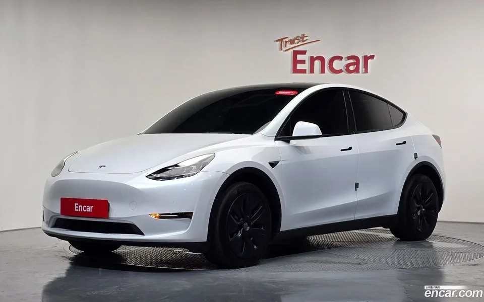Tesla Model Y 2022