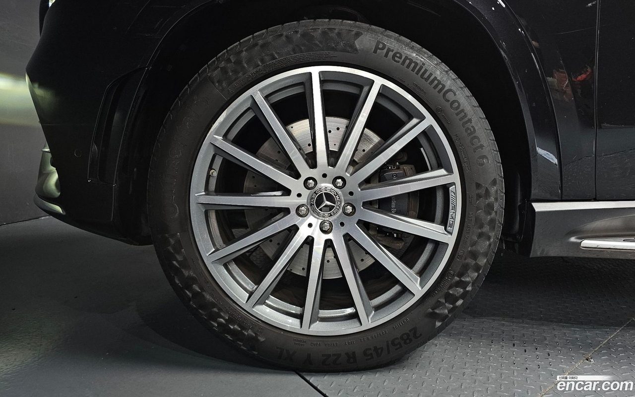 Mercedes-Benz GLS-Class 2023 — 5