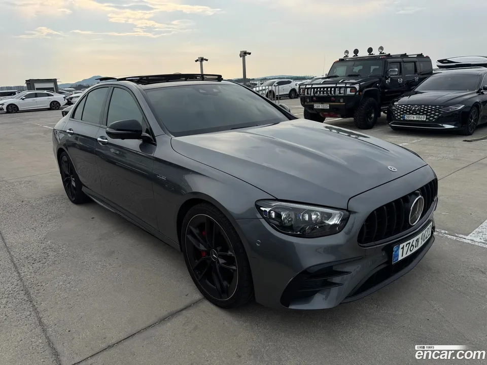 Mercedes-Benz E-Class 2023