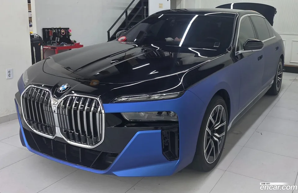 BMW 7 Series 2024