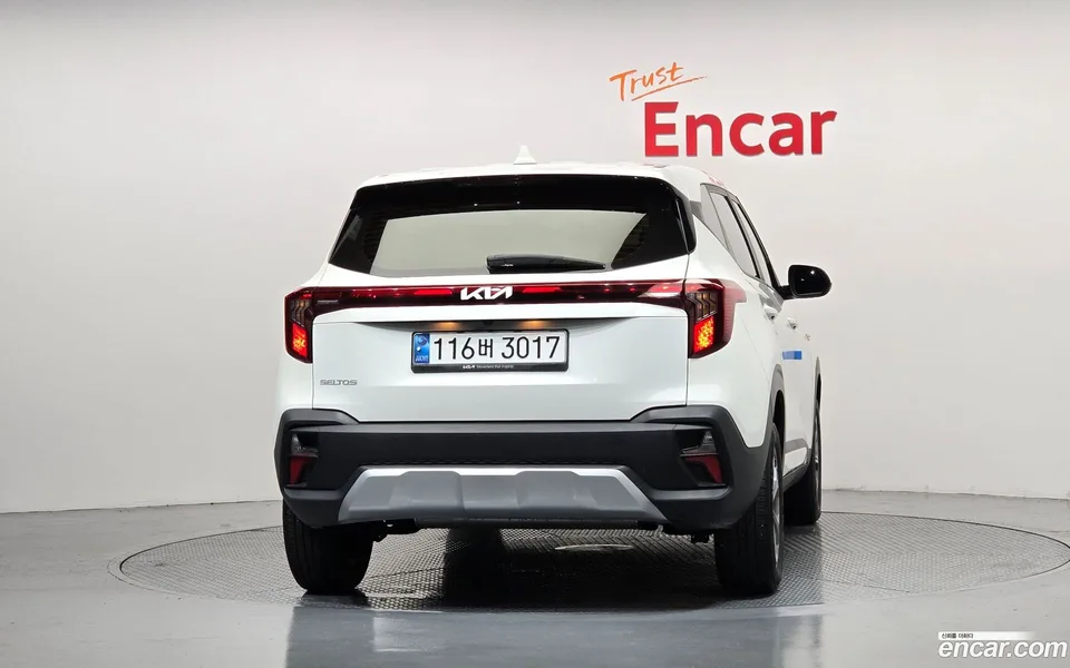 Kia Seltos 1.6 2WD 2024 — миниатюра 4