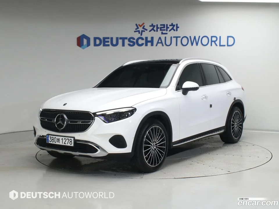 Mercedes-Benz GLC-Class 2024