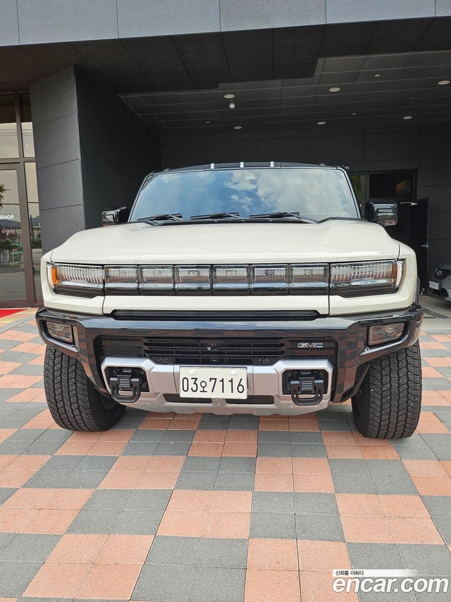 GMC EV 2026 — 3