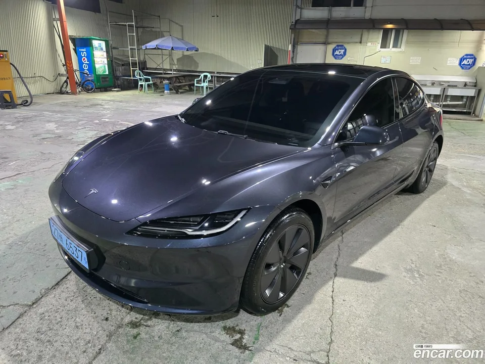 Tesla Model 3 2026