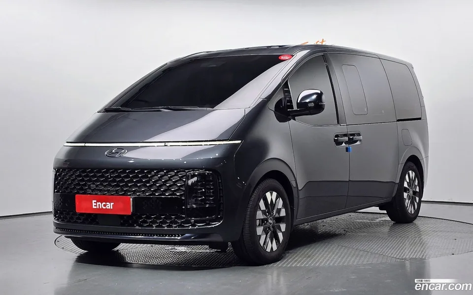Hyundai Staria 2024