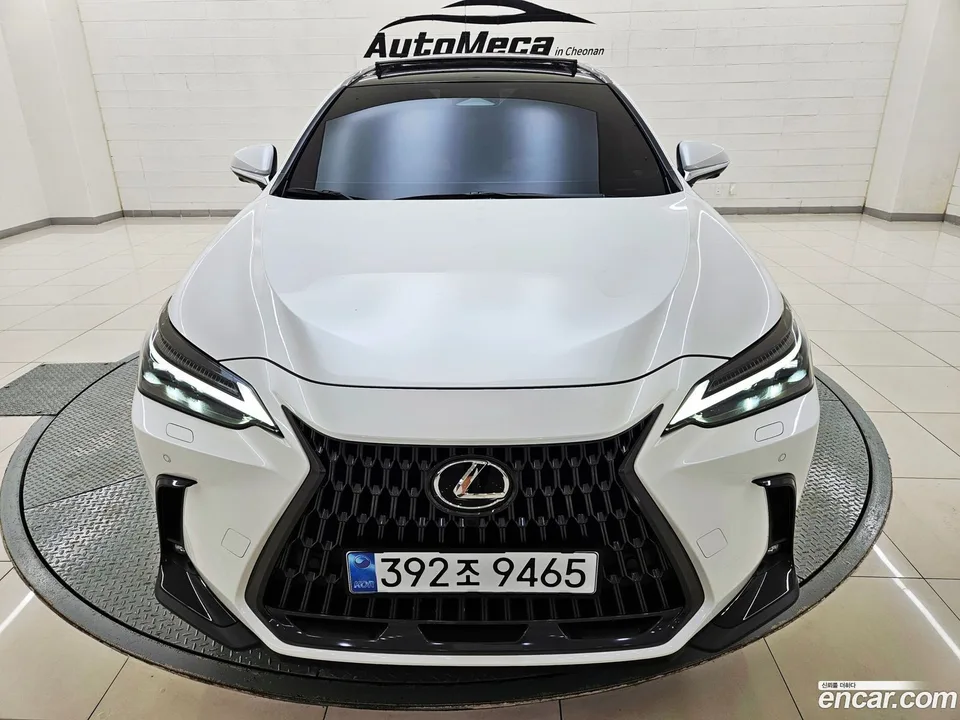 Lexus NX 350h 2025