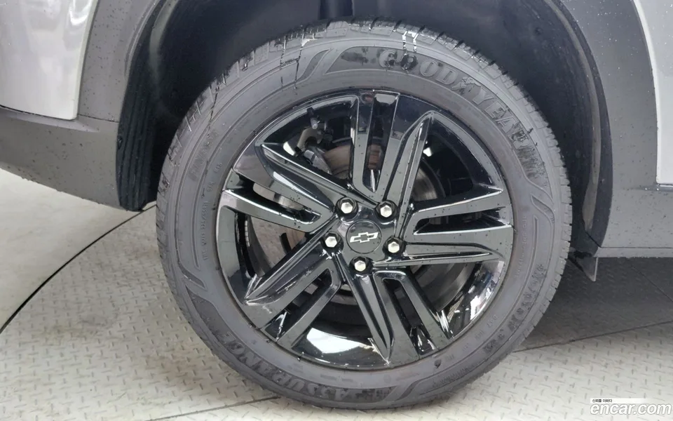 Chevrolet Trax Crossover 1.2 ACTIV 2025 — миниатюра 2