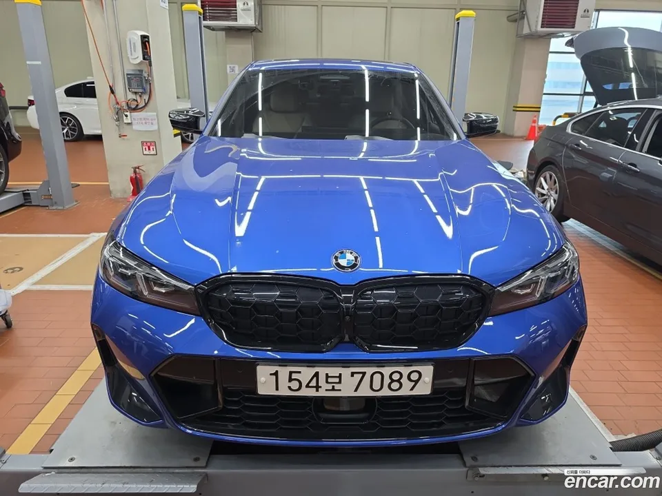 BMW 3 Series 2025