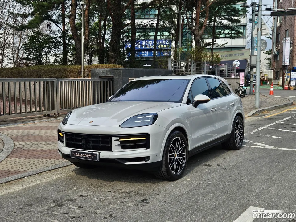 Porsche Cayenne 2024
