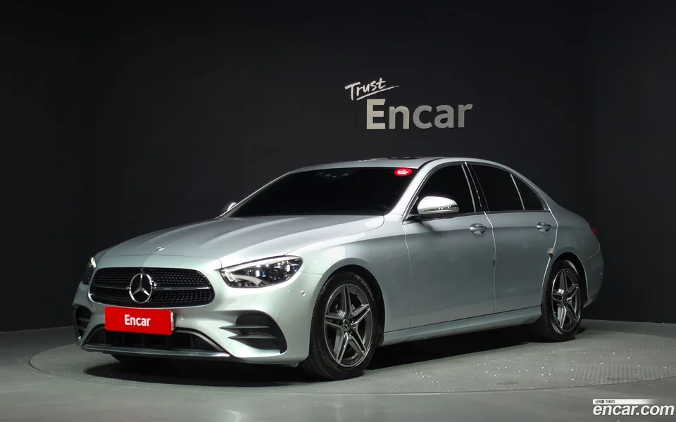 Mercedes-Benz E-Class 2023